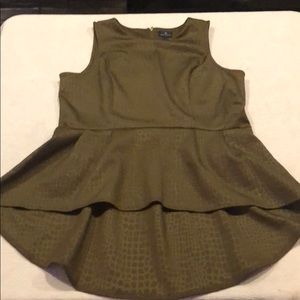 Green Worthington blouse - Large
